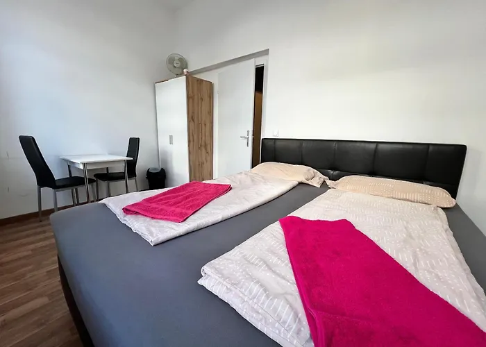Comfortable 3br Shared Apt, With Unmatched Comfort Apartman