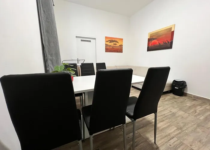 Comfortable 3br Shared Apt, With Unmatched Comfort Apartman Bécs